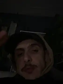 groschibre40100 live sex cam