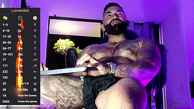 Max-prada live sex cam