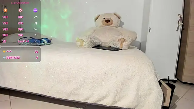 Veronikolsen-'s cam snapshot