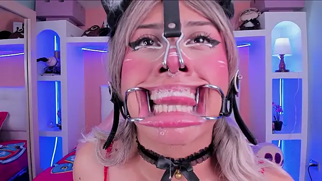 miss___megan's cam snapshot