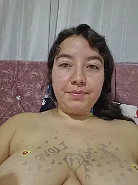 annyaparis live sex cam