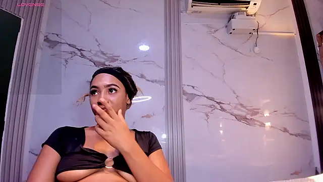 emii_brown's cam snapshot