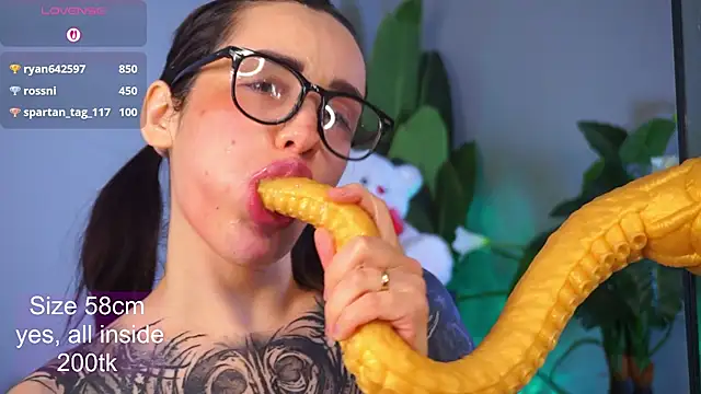 EvaCanton's cam snapshot