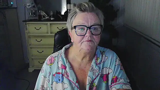 BridgetBlueEyes's cam snapshot