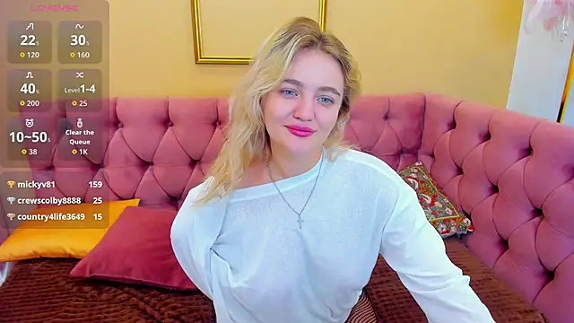 KatieBlossom_'s cam snapshot