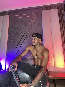 AaronCruz_ live sex cam