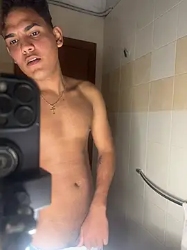 DavShi's cam snapshot