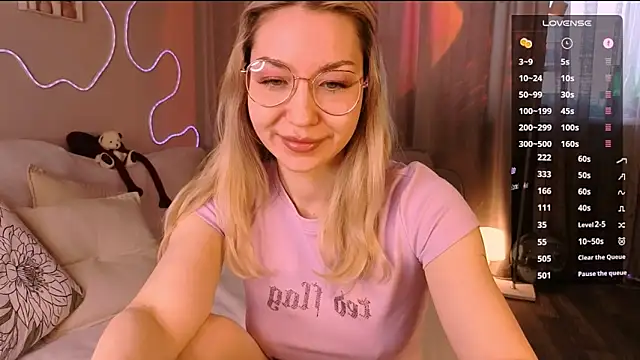 Lilo_Sims's cam snapshot