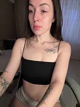 SakuraSara's cam snapshot