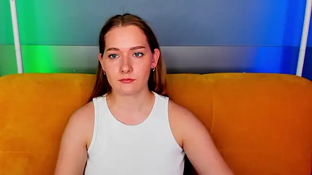 AlinaVice's cam snapshot