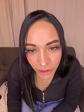 cristal__violetaa's cam snapshot