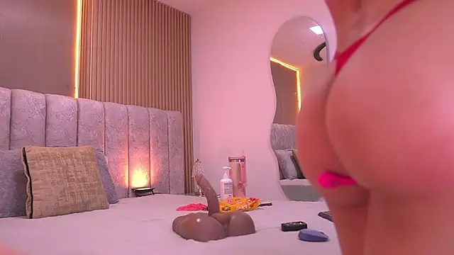 violeta_aroca's cam snapshot