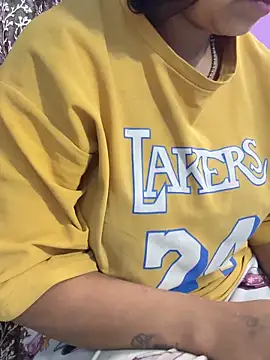 Real_Roma's cam snapshot