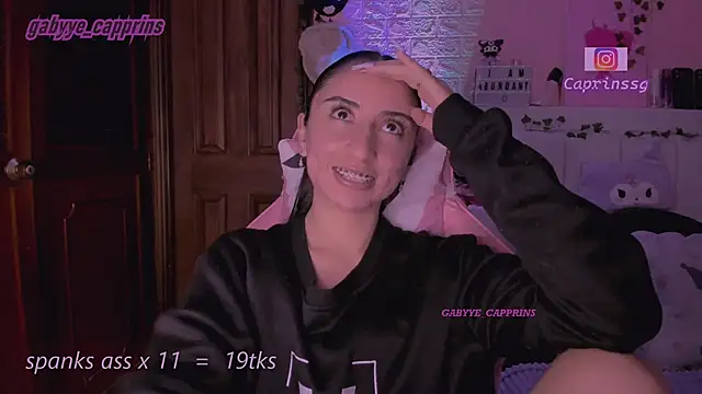 gabyye_capprins's cam snapshot