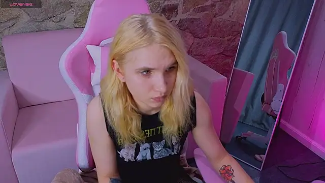 Iron_Adele's cam snapshot