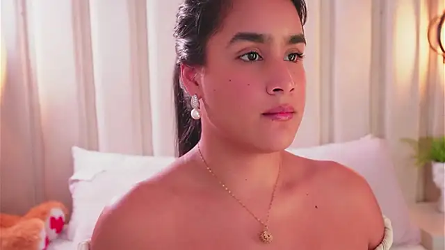 bonniekim_'s cam snapshot