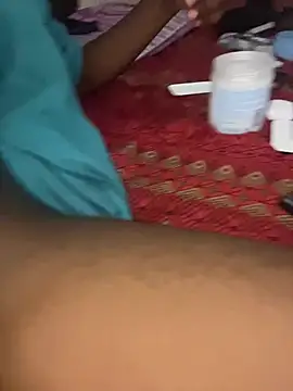 Gifttheskimaskboy live sex cam