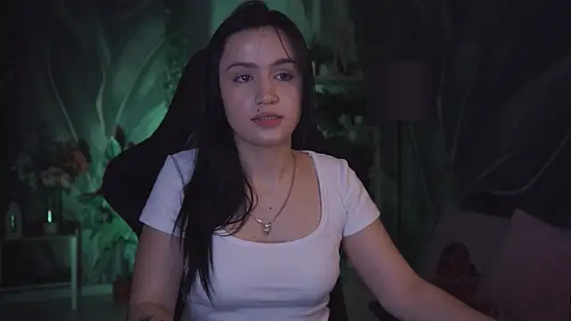 MonicaFarmer's cam snapshot