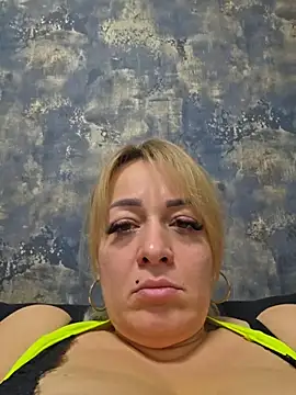 RuxyHuge42ETT live sex cam