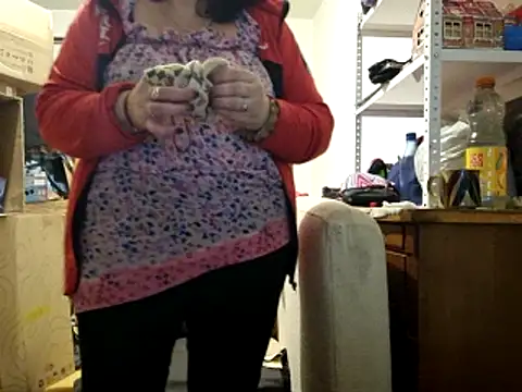 Samantha_Squirt@xh live sex cam