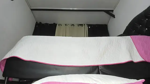 martinaclark's cam snapshot