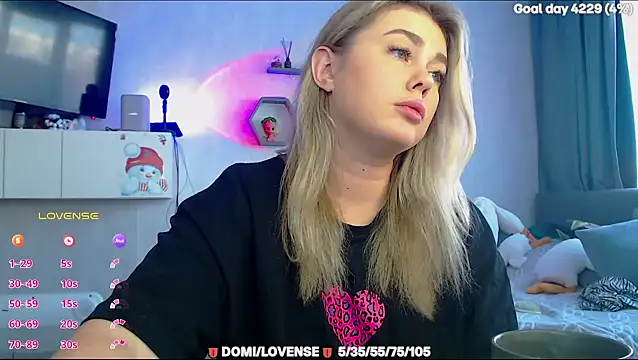 SuchCute's cam snapshot