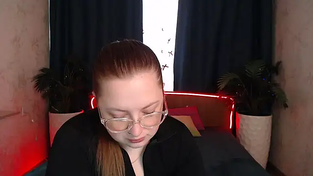 GirlPlayer's cam snapshot