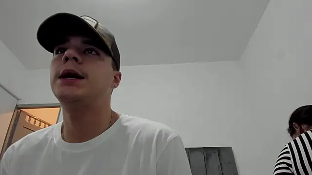 RedNDizzy's cam snapshot