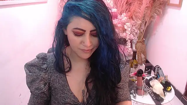 scarleth_blue's cam snapshot