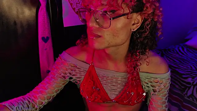 MianCuntyDoll's cam snapshot