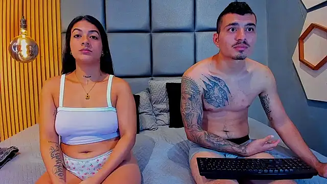 ZOE_GIANLUCA's cam snapshot