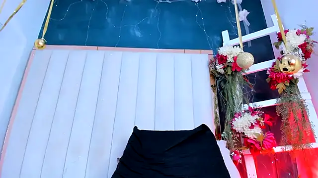 africa_holmes's cam snapshot