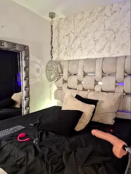 laura_bassi live sex cam