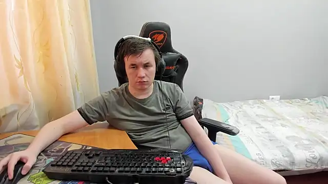 iliaskrislove live sex cam