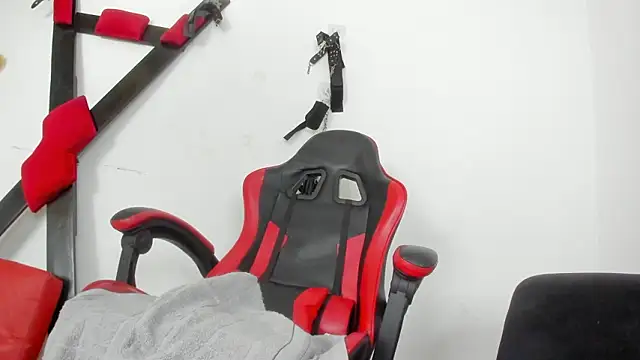 RoughSex_and_BDSM live sex cam