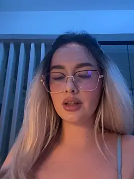 mollyxxx live sex cam