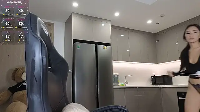 asianqueeny live sex cam