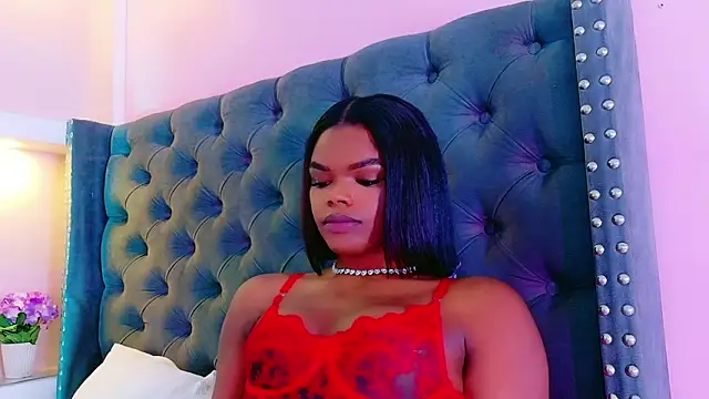 CamiEstrada live sex cam