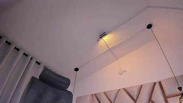 shineevg live sex cam