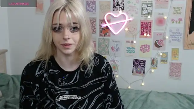 triplebakaaa live sex cam