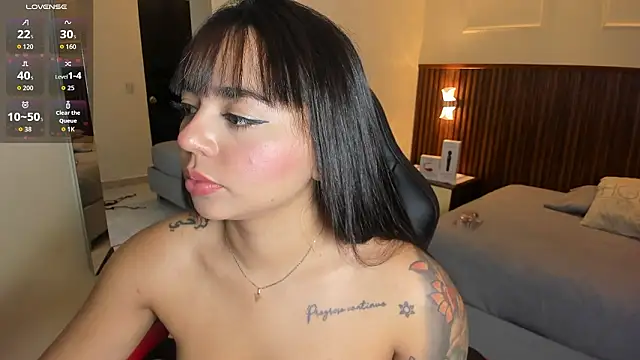 AGATHASMITH5's cam snapshot