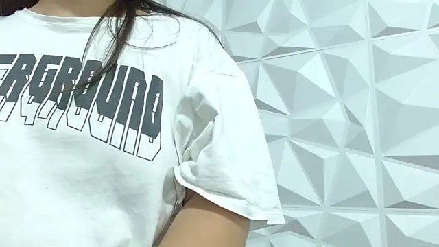 monick_hot's cam snapshot