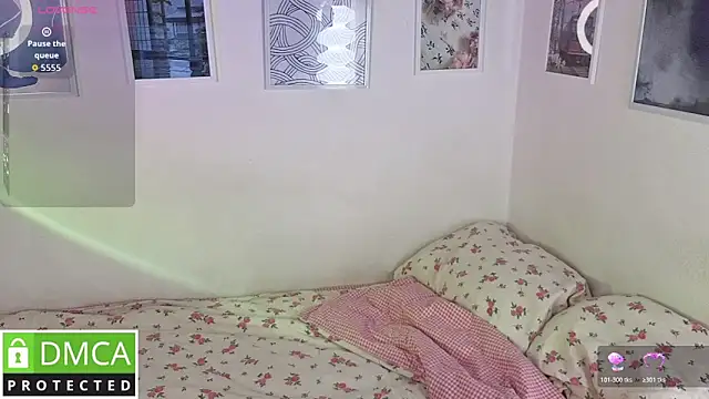 Essie_Fanning's cam snapshot