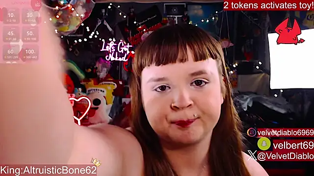 VelvetDiablo's cam snapshot