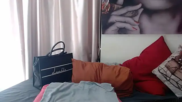 Stormy-Stella's cam snapshot