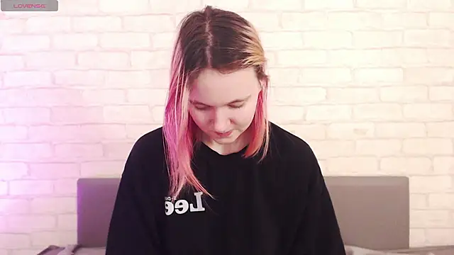 Ericha_Stone's cam snapshot