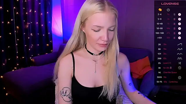 AnyaTaylor_'s cam snapshot