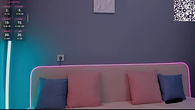 Malika_Lisan's cam snapshot