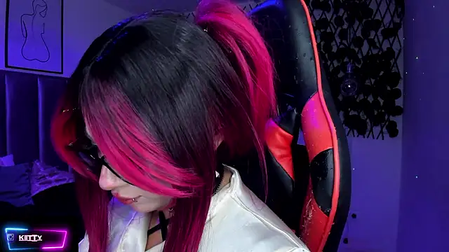 Kitty_Gang's cam snapshot