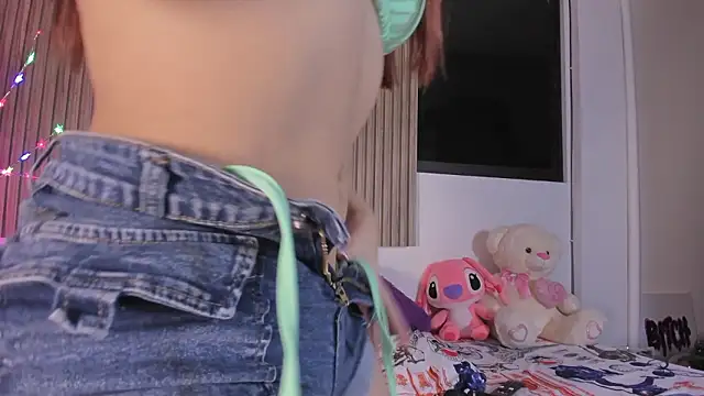 Hayley-Fox's cam snapshot